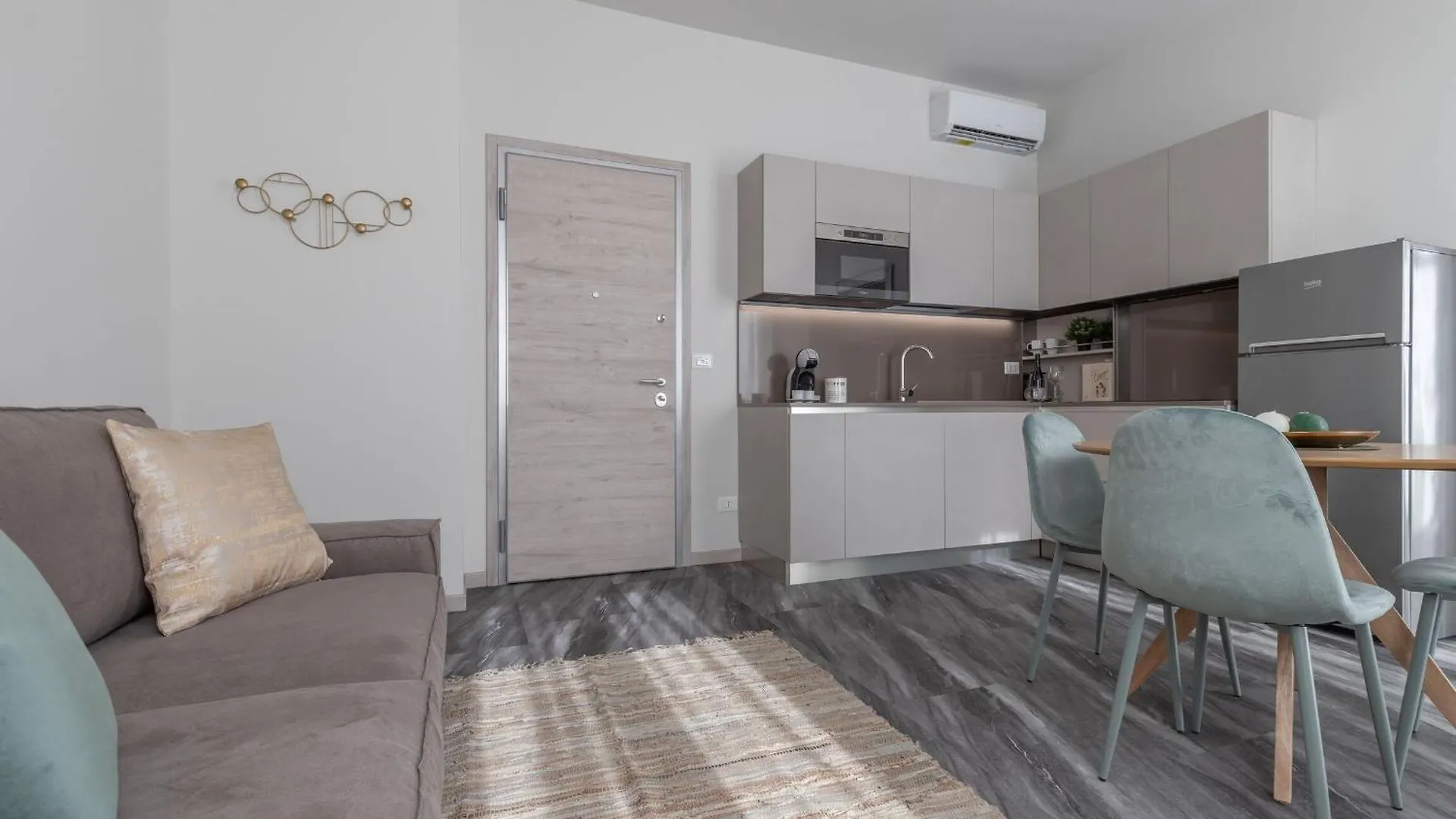 Appartamento Italian Experience-Suite Ateneo Pavia